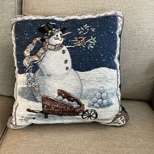 Snowman Pillow.
